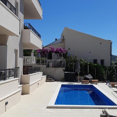 Apartment Lizzi. Trogir Zewnętrze zdjęcie